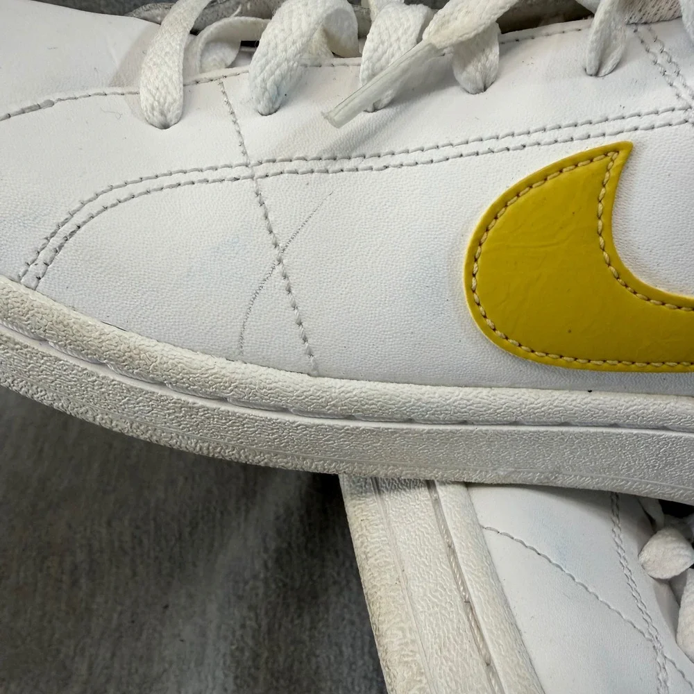 Nike Court Royale 2 Sneakers Womens Size 9 White Yellow Good Low‎ Top Leather